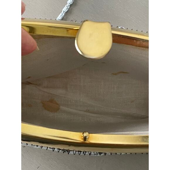 Vintage White Mesh Bag Gold Shoulder Bag - Picture 7 of 9